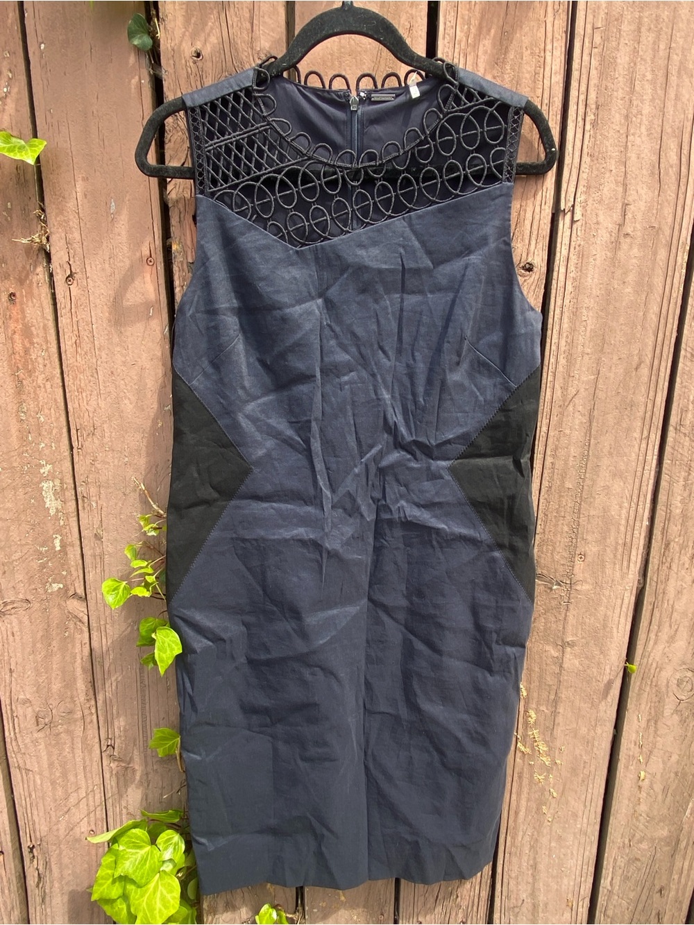 Elie Tahari Navy Sleeveless Sheath Dress w/ Black Patchwork & Eyelet Trim 14